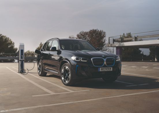 BMW iX3 Elektro mit 3.000,00 € Umweltbonus